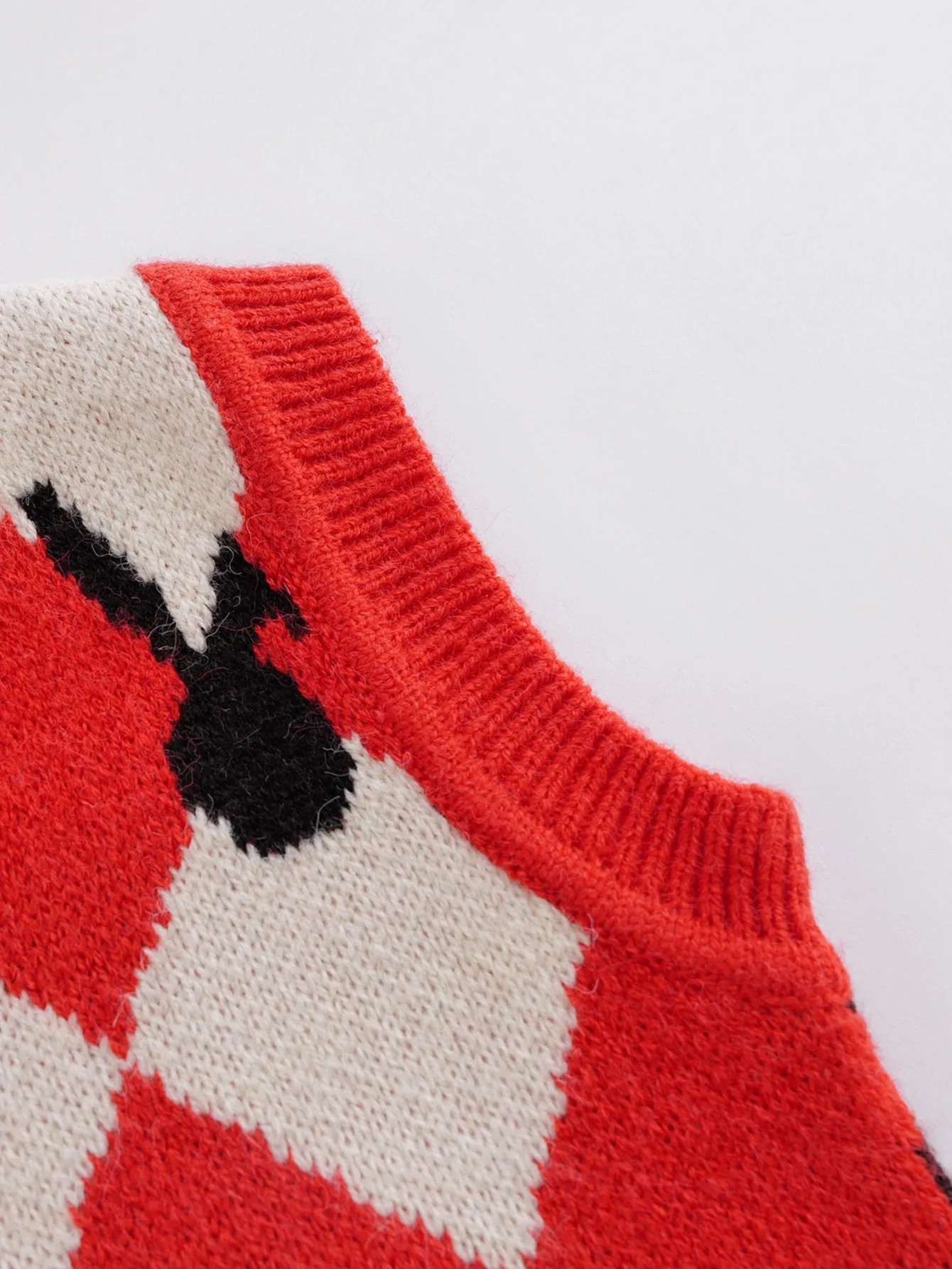 MARC & JANIE Girls Red White Rhombus Knit Vest 221391